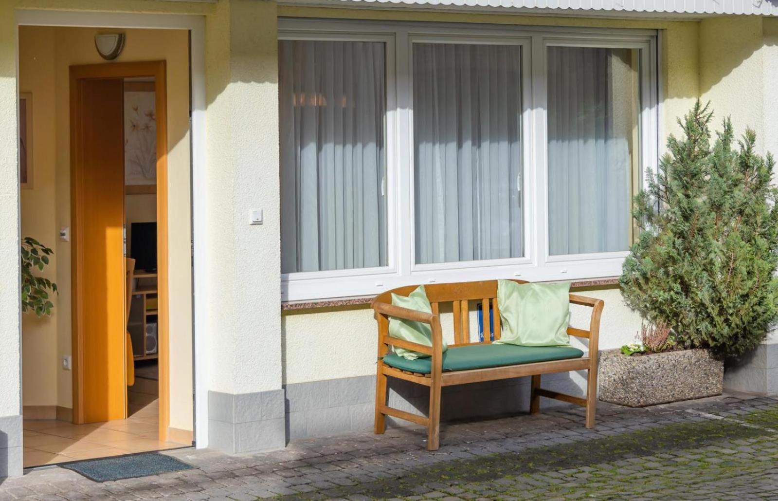 Ferienwohnung 4 Am Petersberg Neef Exterior foto